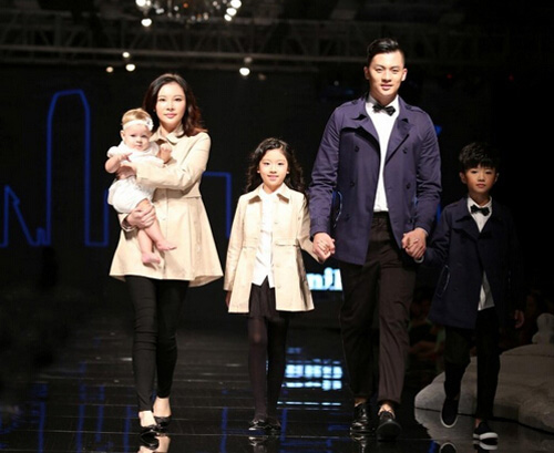 安奈兒2016秋冬新品發(fā)布會(huì)，20年伴你童行