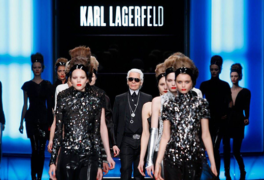 三大品牌聯(lián)合為時裝設(shè)計大師 Karl Lagerfeld 舉辦紀念活動