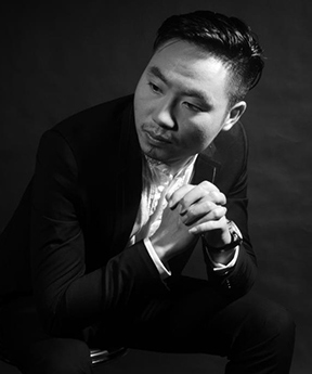 汪新強：刪繁去奢，繪事后素，雅韻方寸之間
